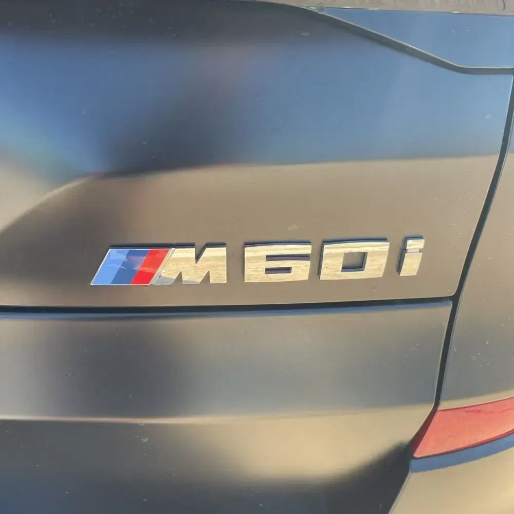 2024 BMW X5 M60i