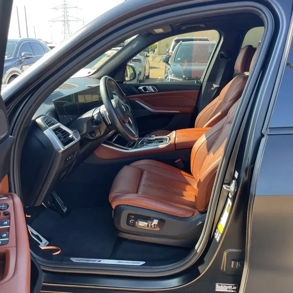 2024 BMW X5 M60i