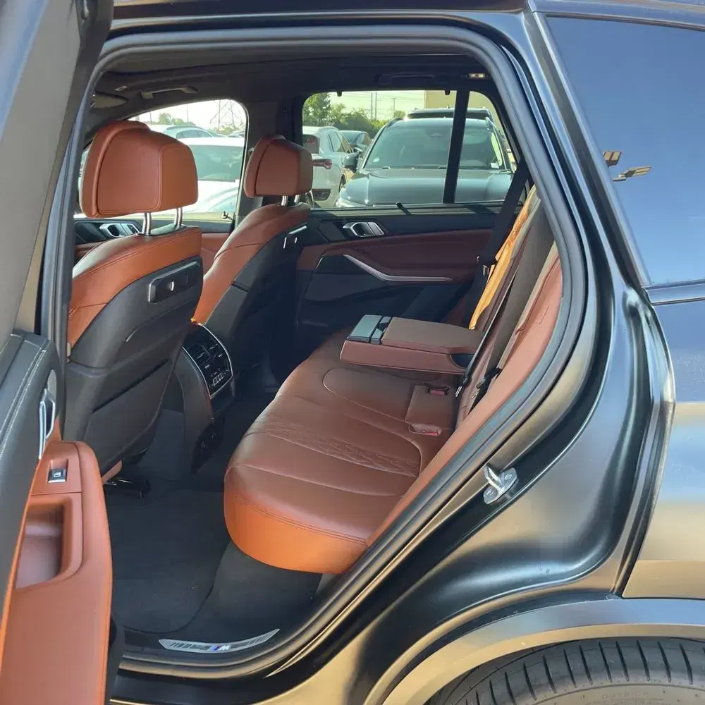 2024 BMW X5 M60i