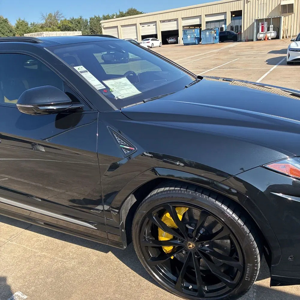 2019 Lamborghini Urus Base