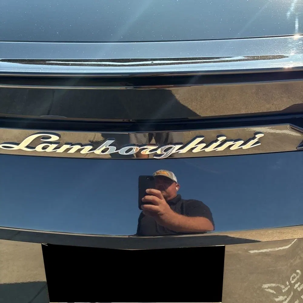 2019 Lamborghini Urus Base