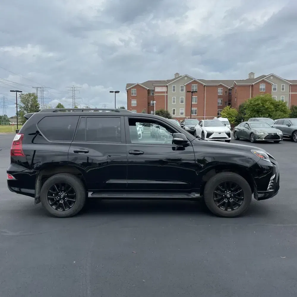 2022 Lexus GX 460 Base