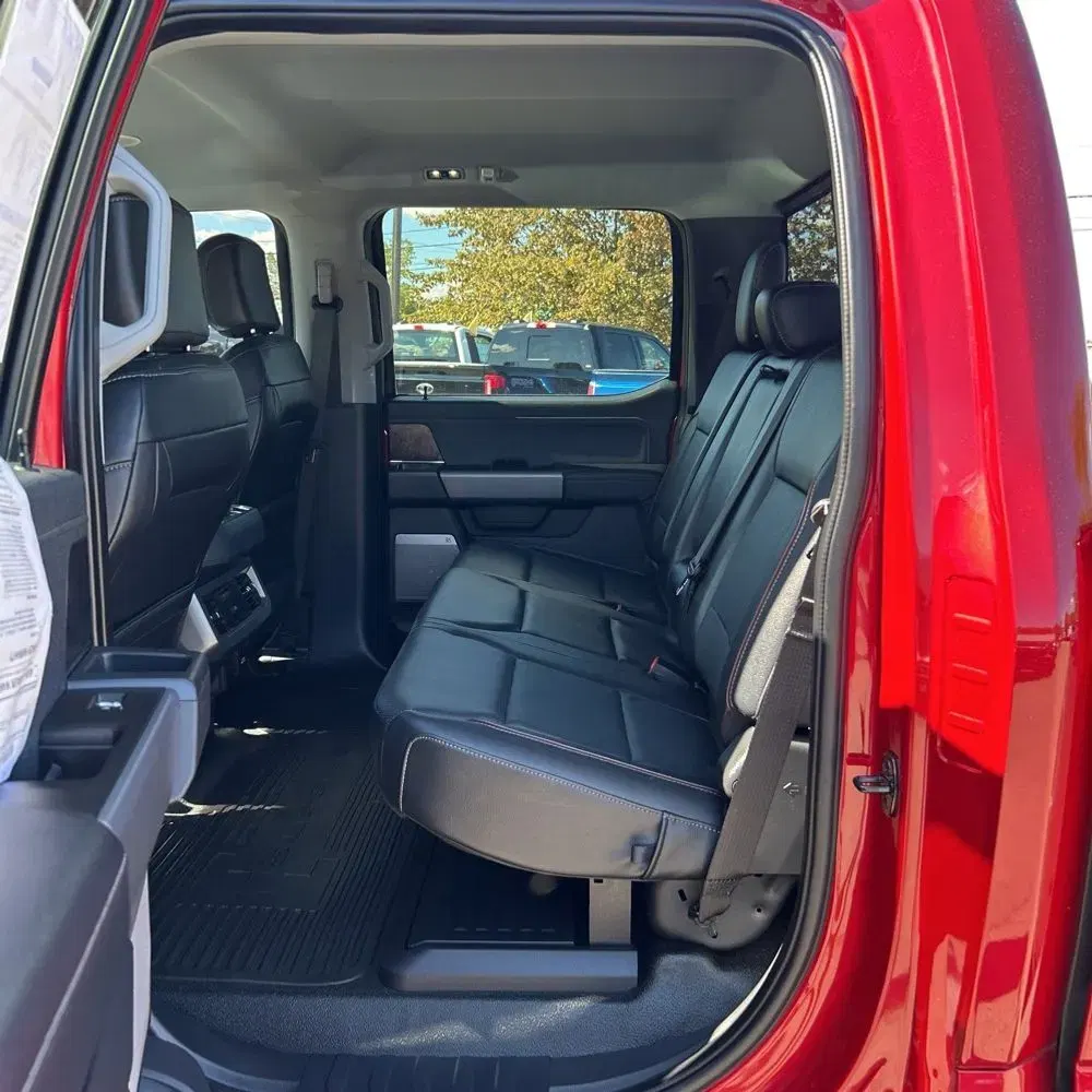 2023 Ford F-450 Super Duty Lariat