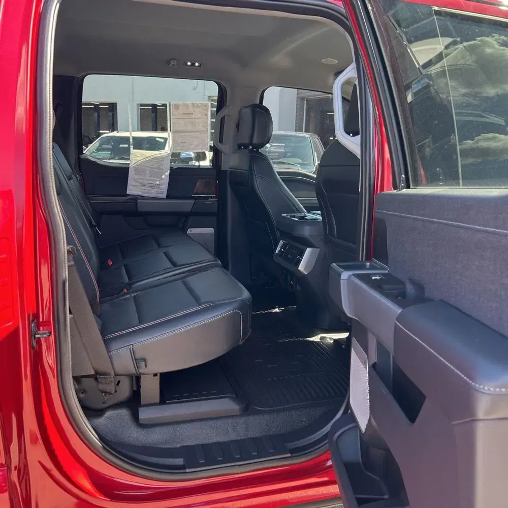 2023 Ford F-450 Super Duty Lariat