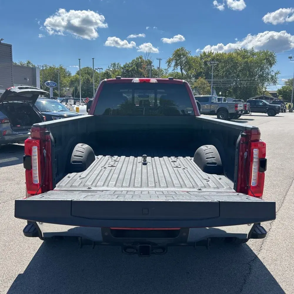 2023 Ford F-450 Super Duty Lariat