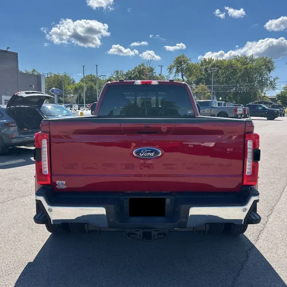 2023 Ford F-450 Super Duty Lariat