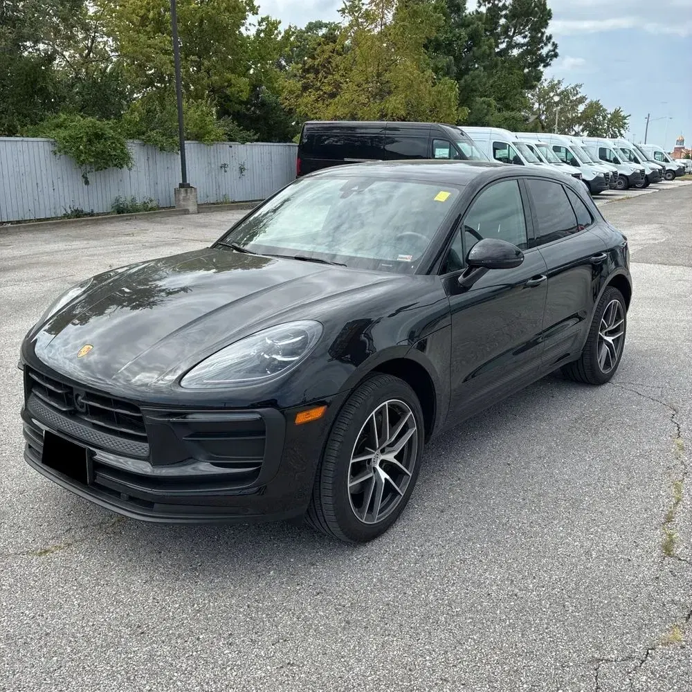 2023 Porsche Macan T