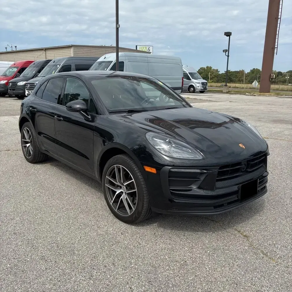 2023 Porsche Macan T
