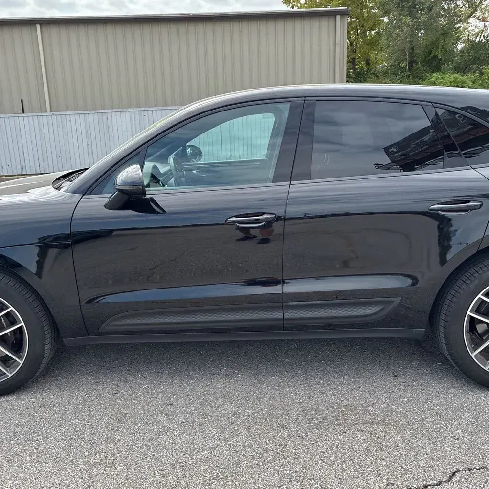 2023 Porsche Macan T