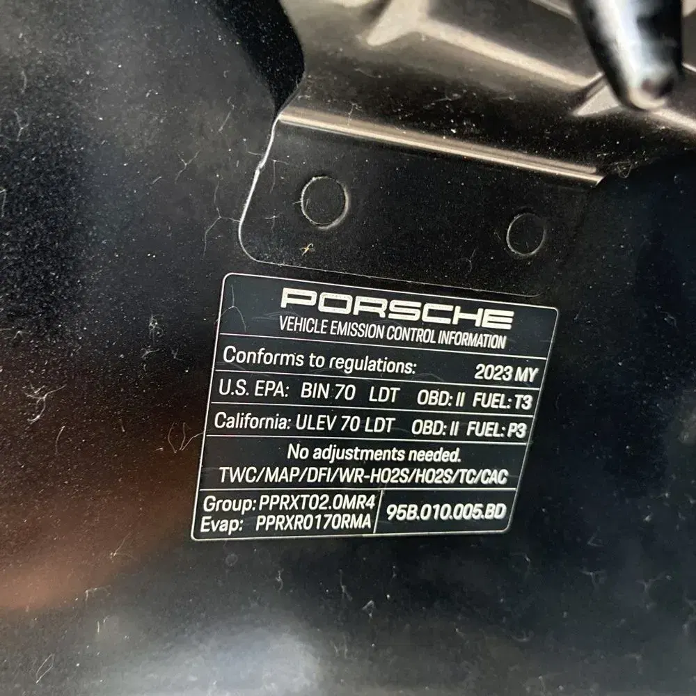 2023 Porsche Macan T