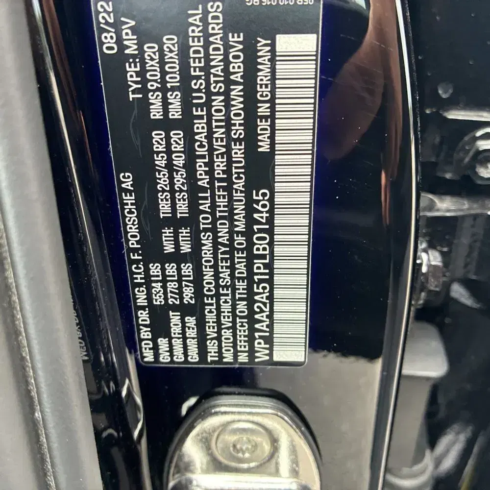 2023 Porsche Macan T