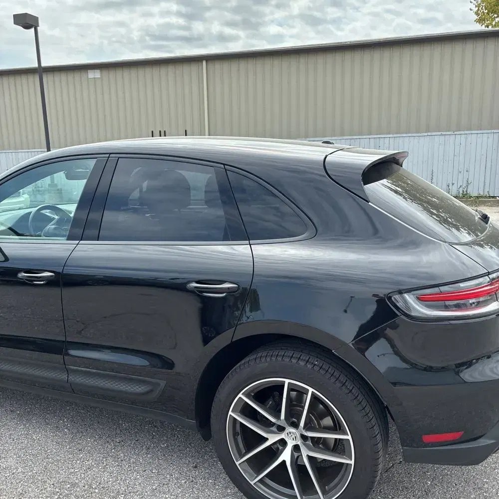 2023 Porsche Macan T