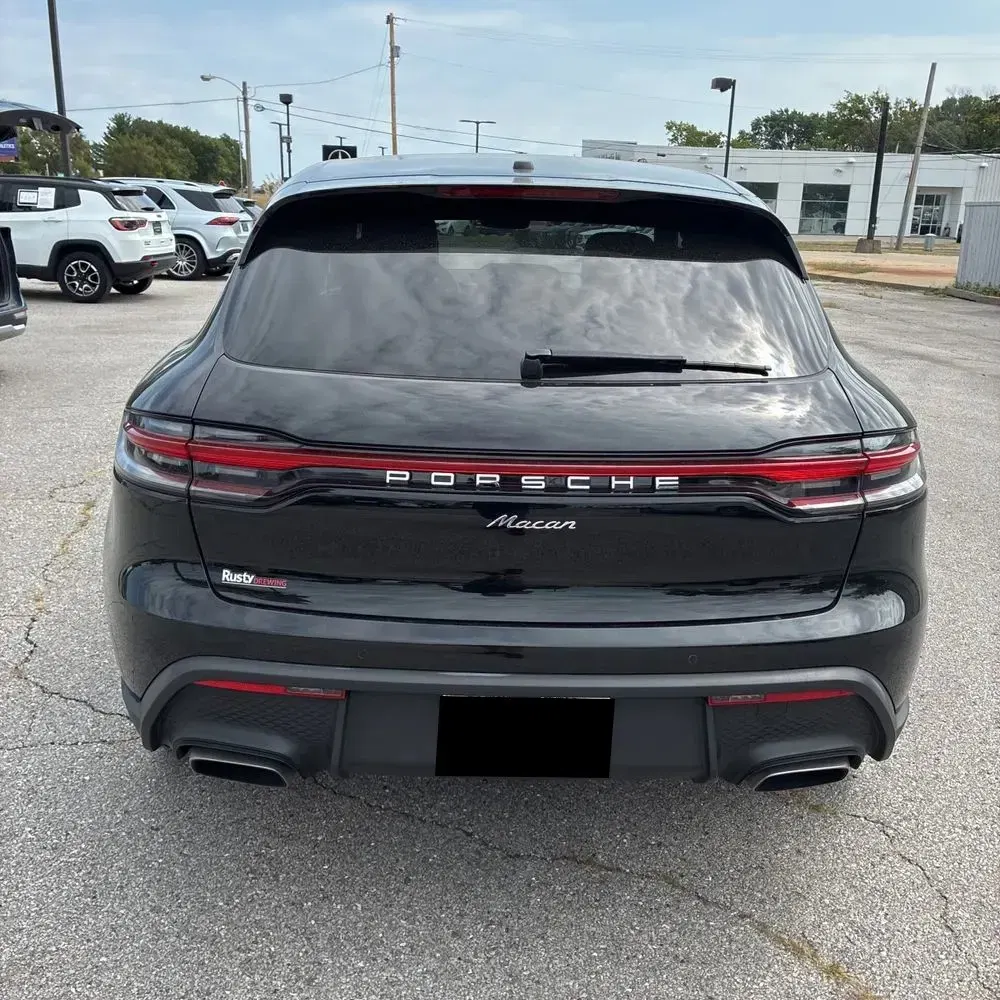 2023 Porsche Macan T
