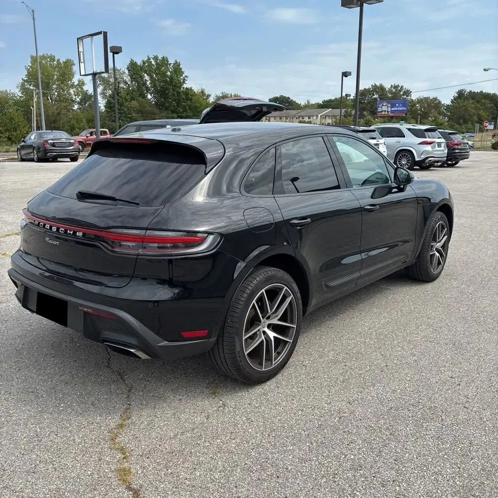 2023 Porsche Macan T