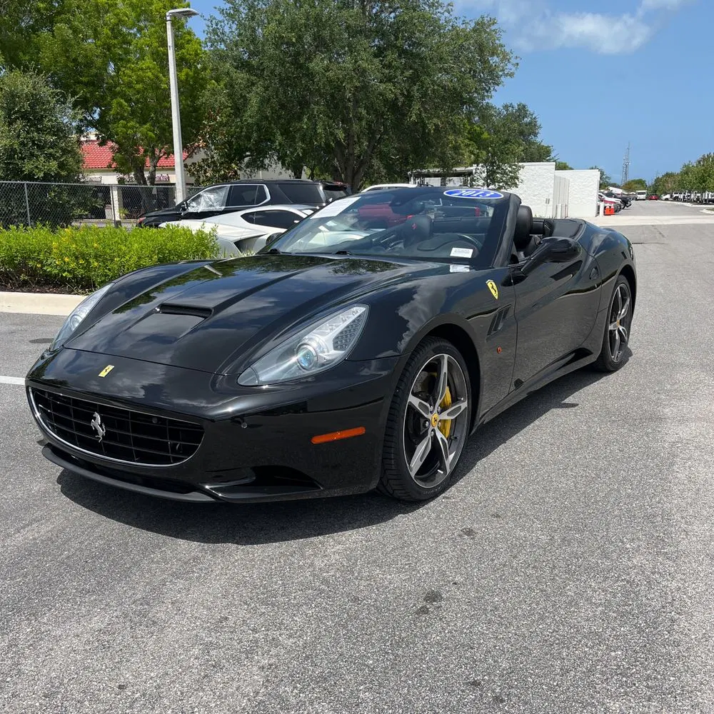 2013 Ferrari California Base