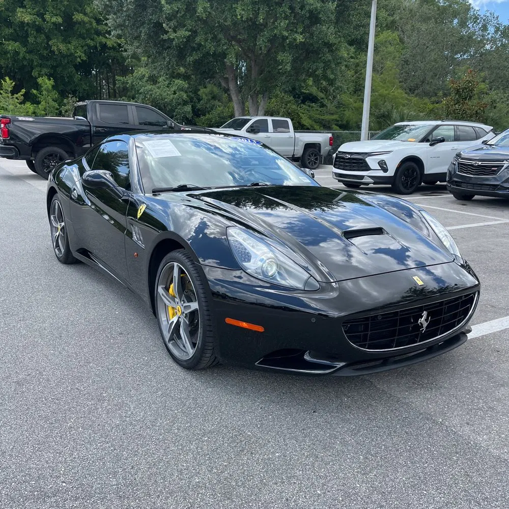 2013 Ferrari California Base