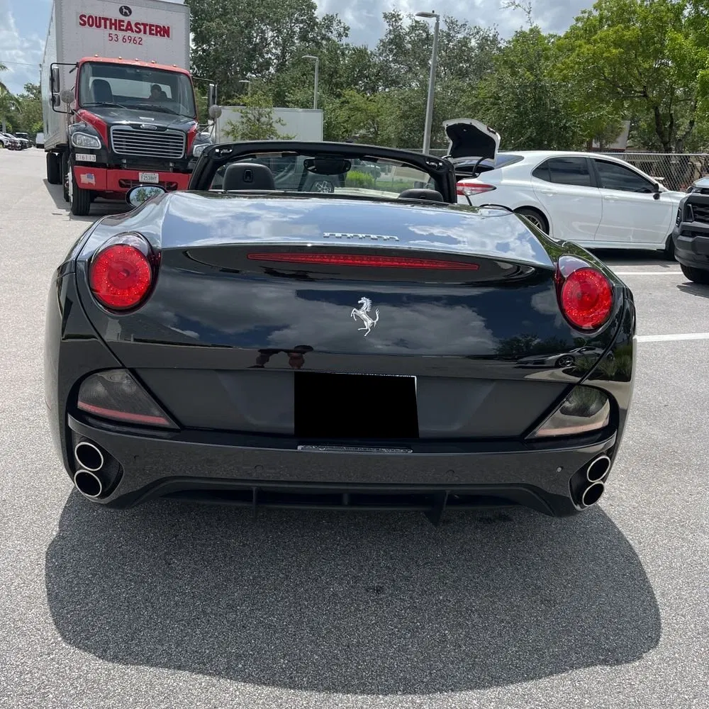 2013 Ferrari California Base