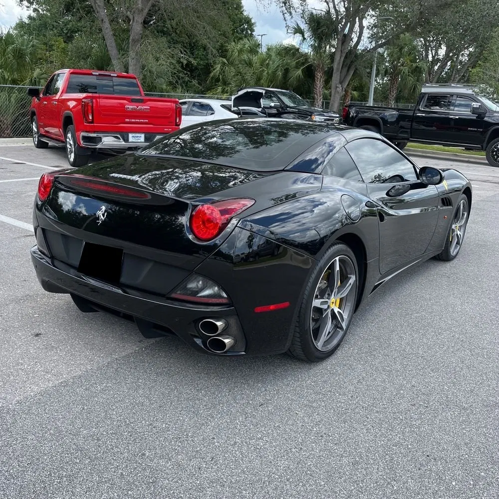 2013 Ferrari California Base