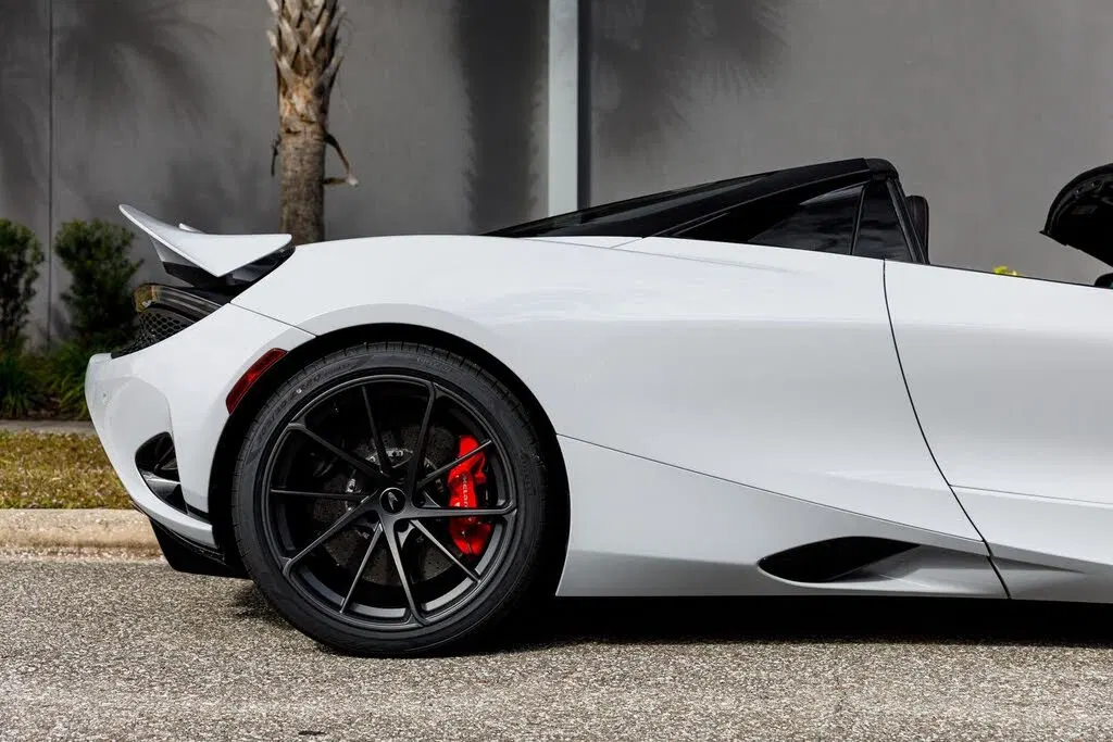 2026 McLaren 750S Spider RWD