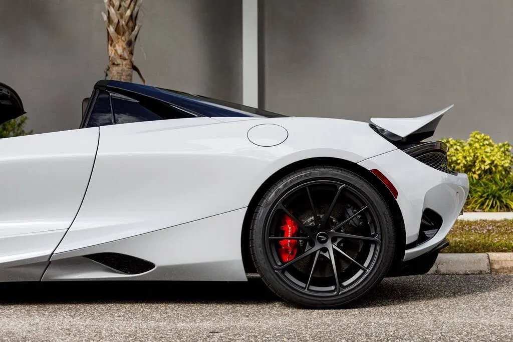 2026 McLaren 750S Spider RWD