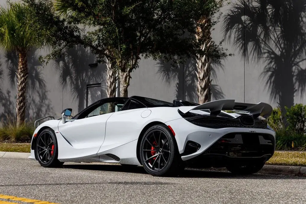 2026 McLaren 750S Spider RWD