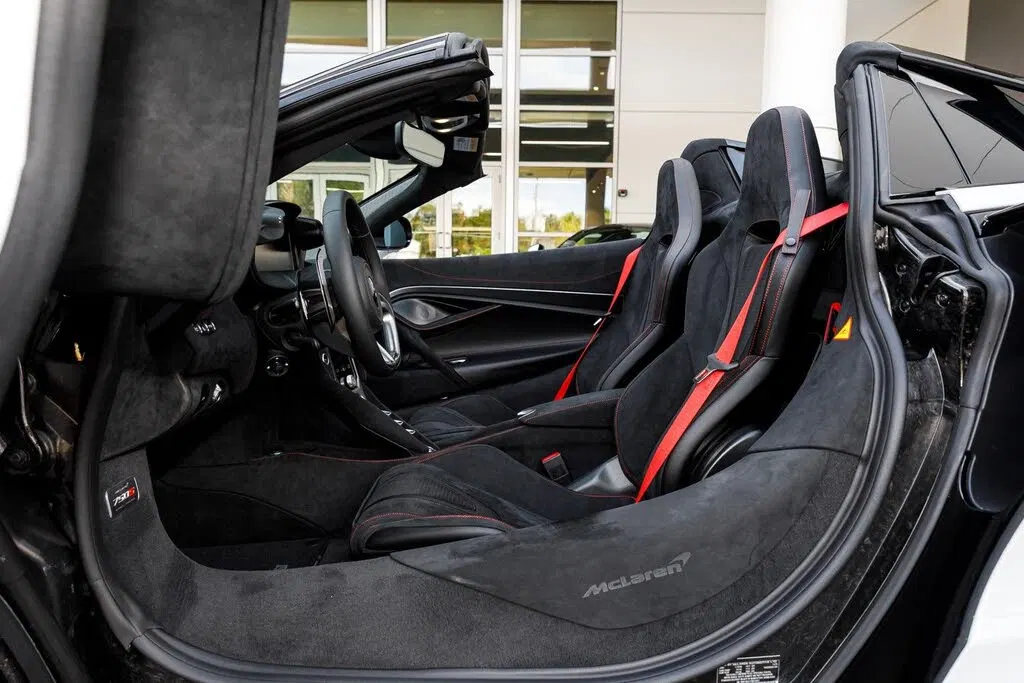 2026 McLaren 750S Spider RWD