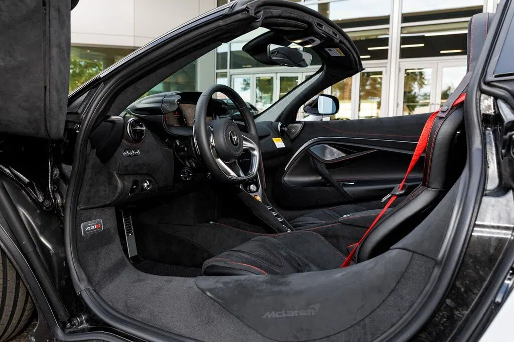 2026 McLaren 750S Spider RWD