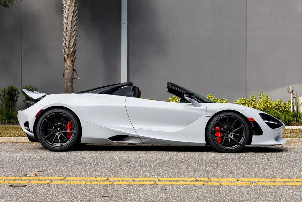 2026 McLaren 750S Spider RWD