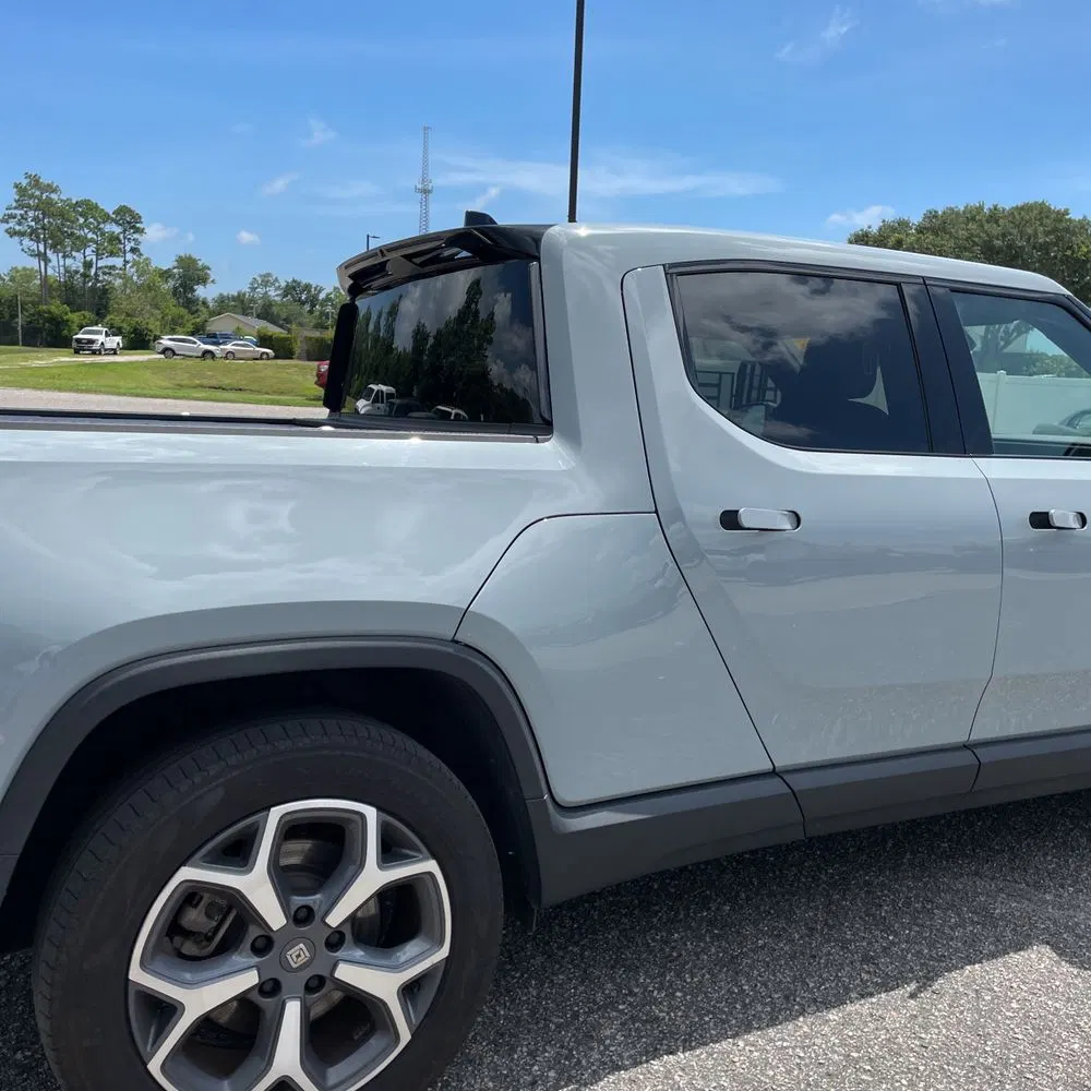2024 Rivian R1T Adventure Dual-Motor