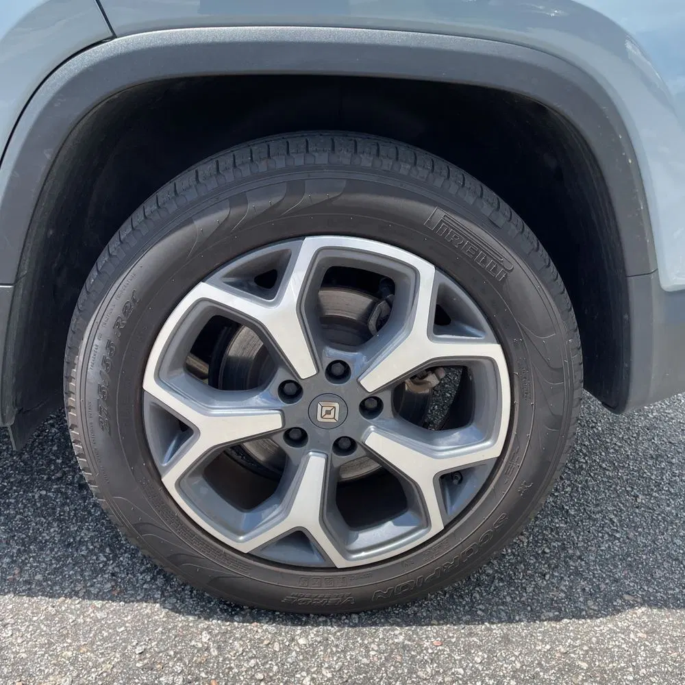 2024 Rivian R1T Adventure Dual-Motor