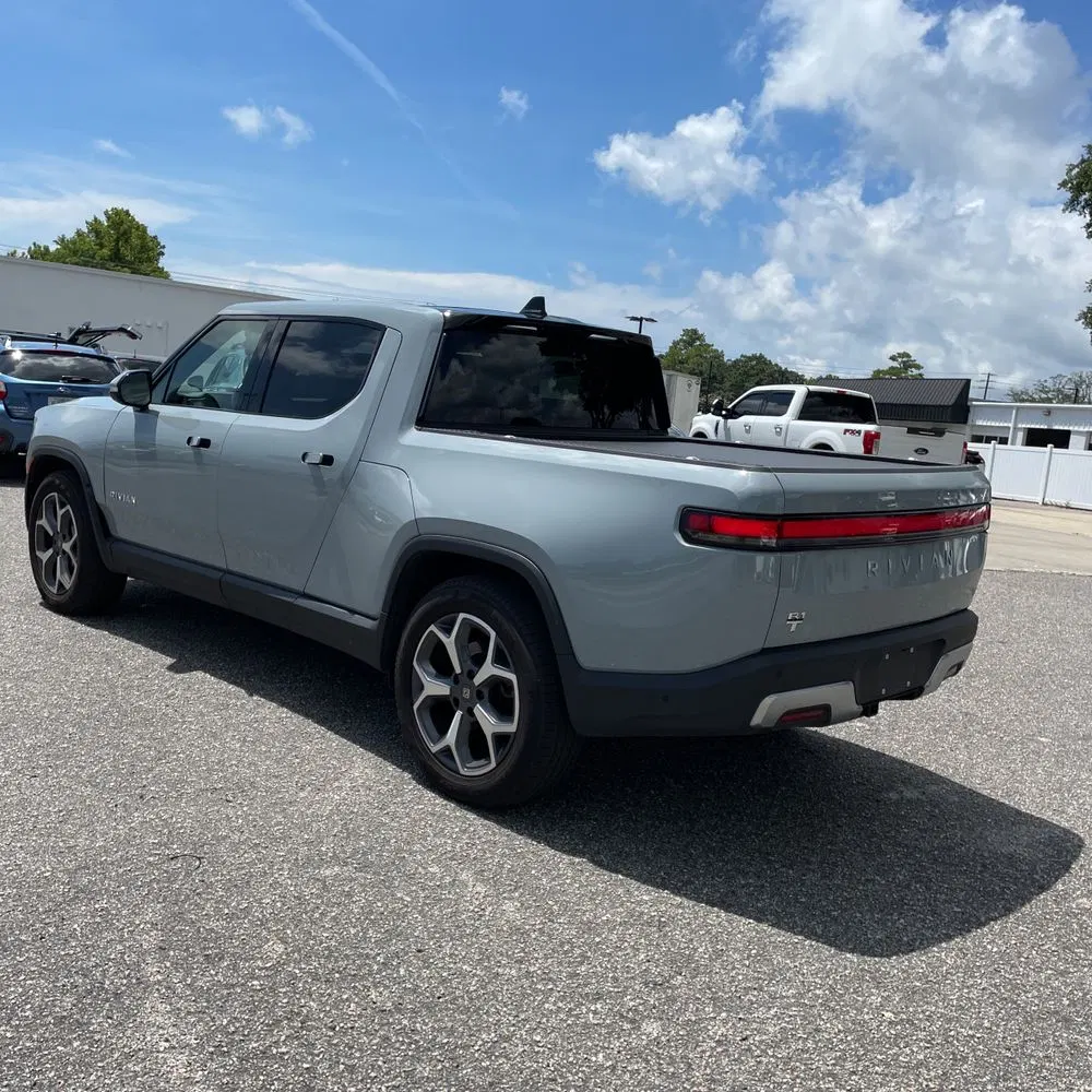 2024 Rivian R1T Adventure Dual-Motor