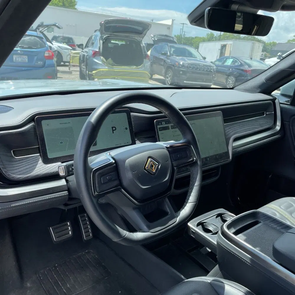2024 Rivian R1T Adventure Dual-Motor