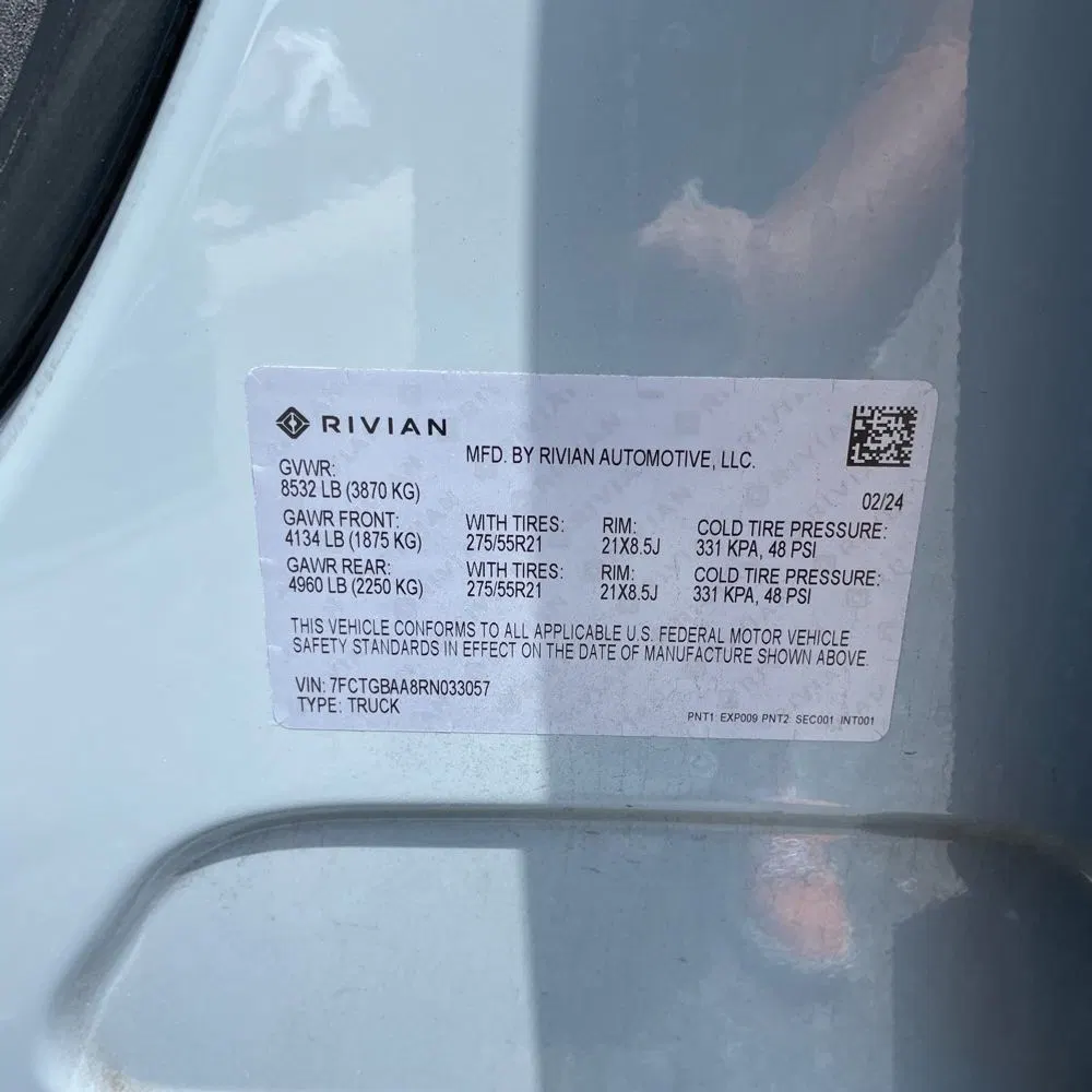 2024 Rivian R1T Adventure Dual-Motor