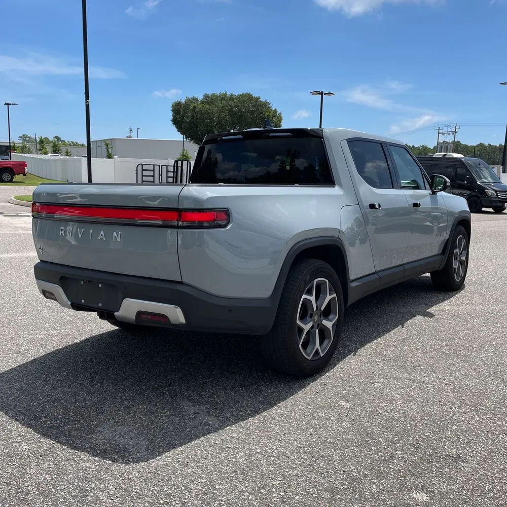 2024 Rivian R1T Adventure Dual-Motor