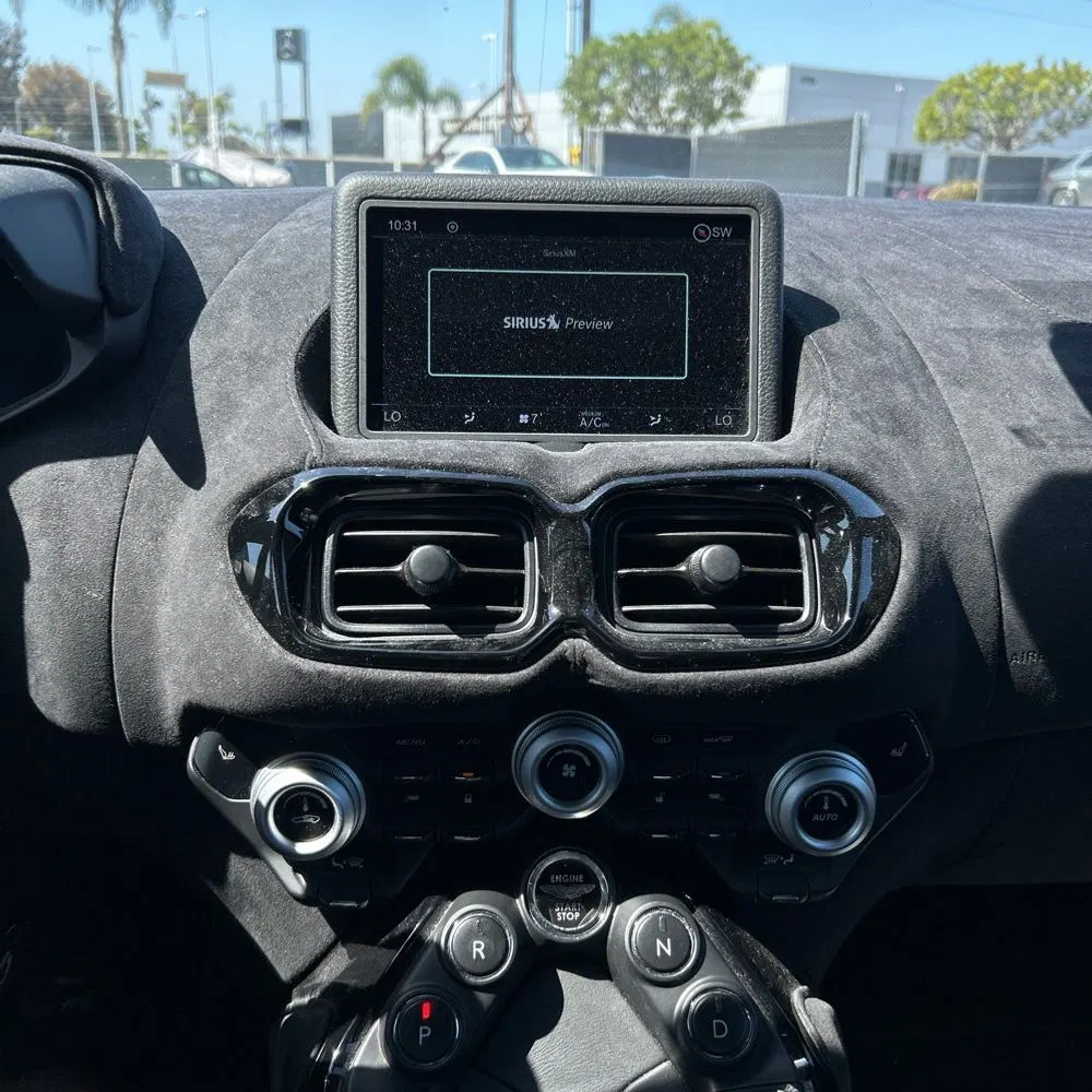 2020 Aston Martin Vantage Base