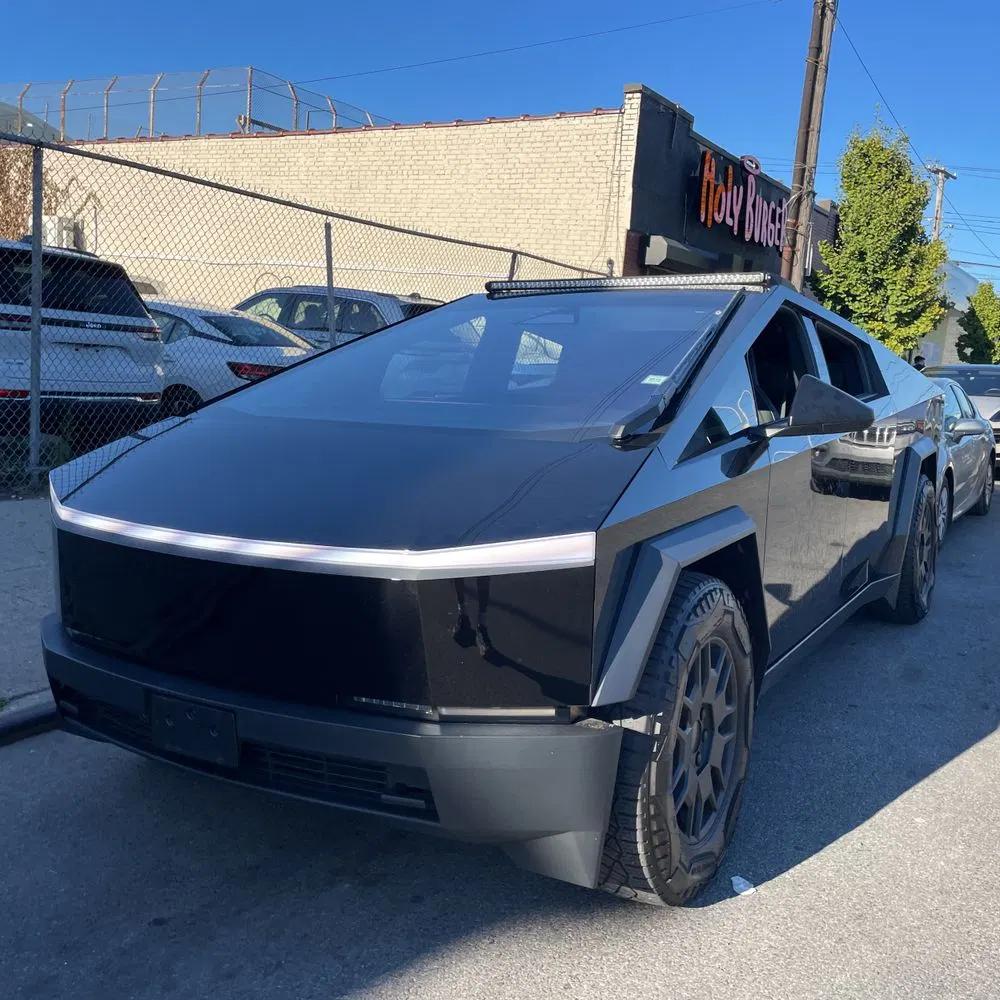 2024 Tesla Cybertruck Base