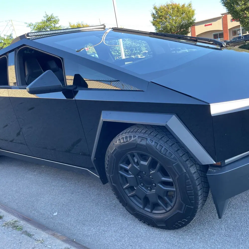 2024 Tesla Cybertruck Base
