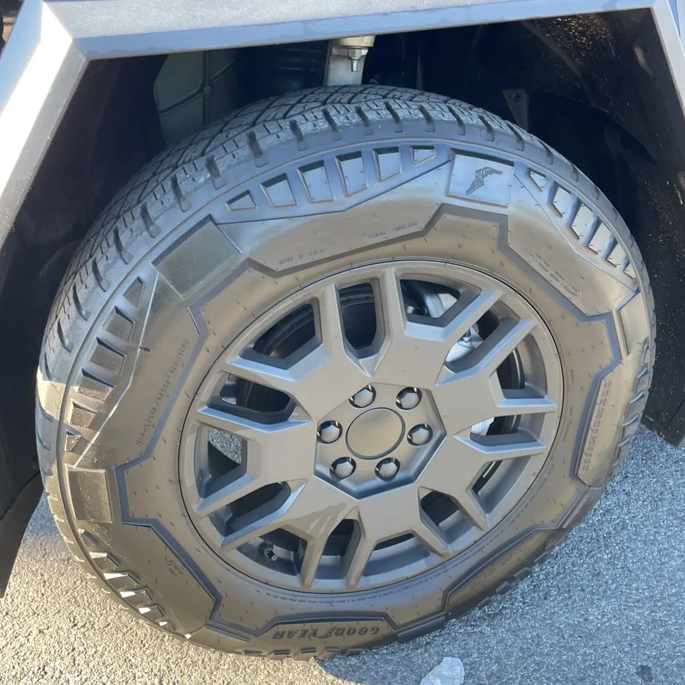 2024 Tesla Cybertruck Base