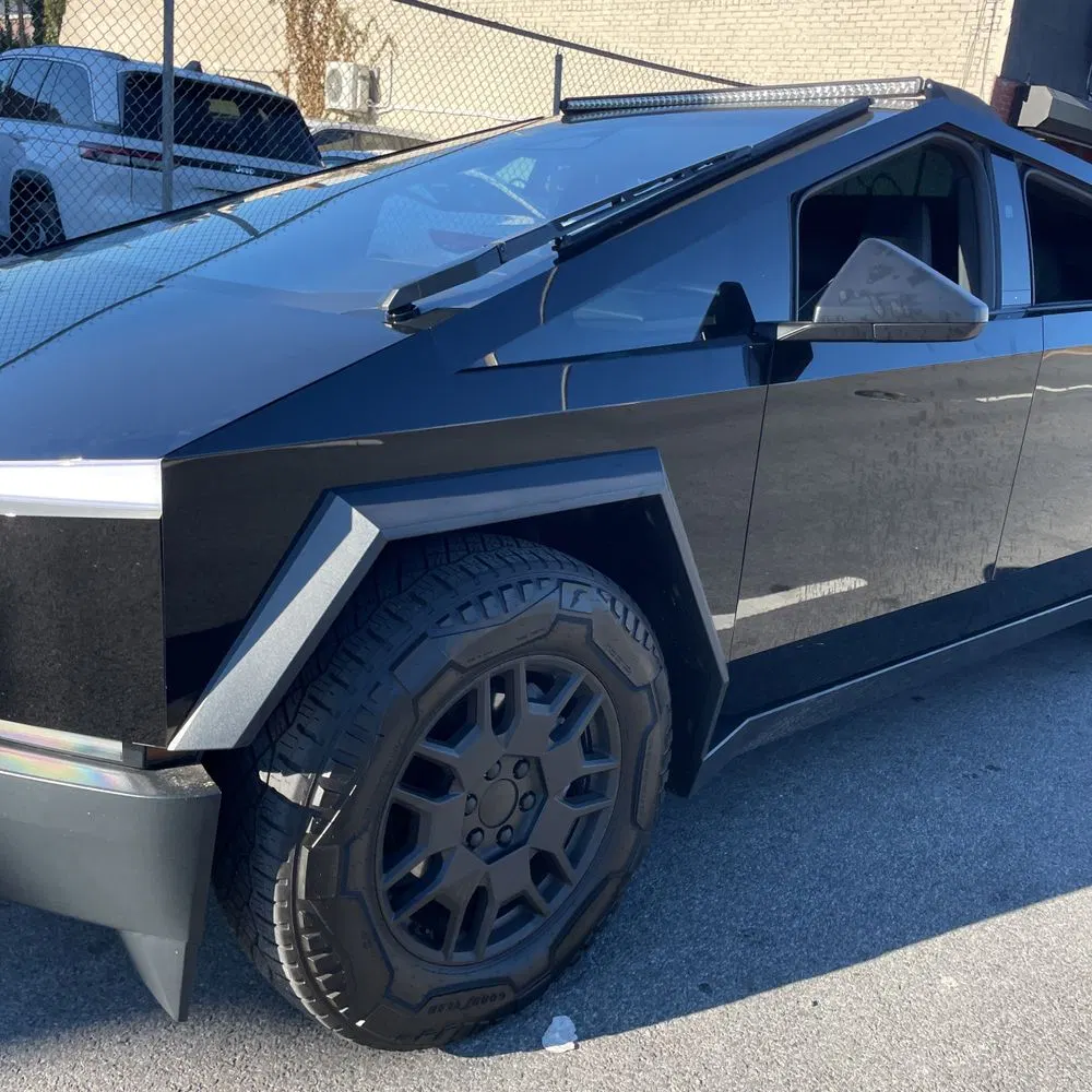 2024 Tesla Cybertruck Base