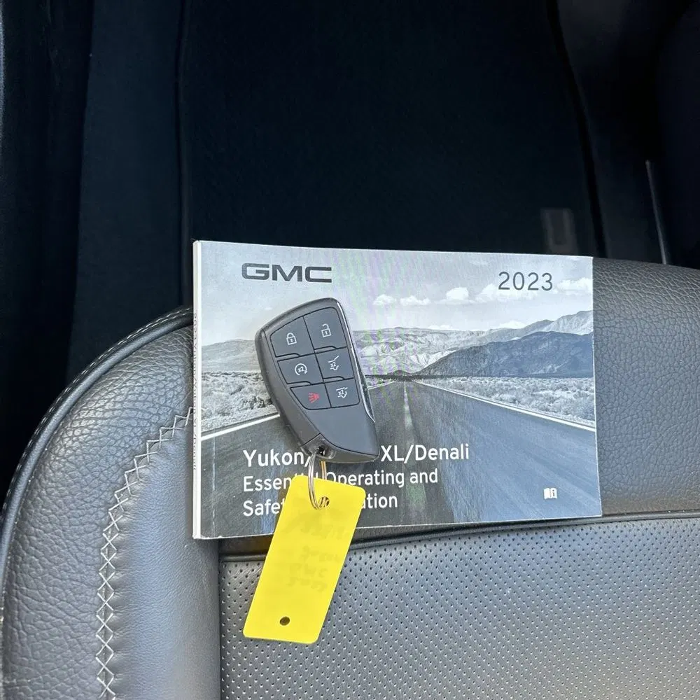 2023 GMC Yukon XL Denali