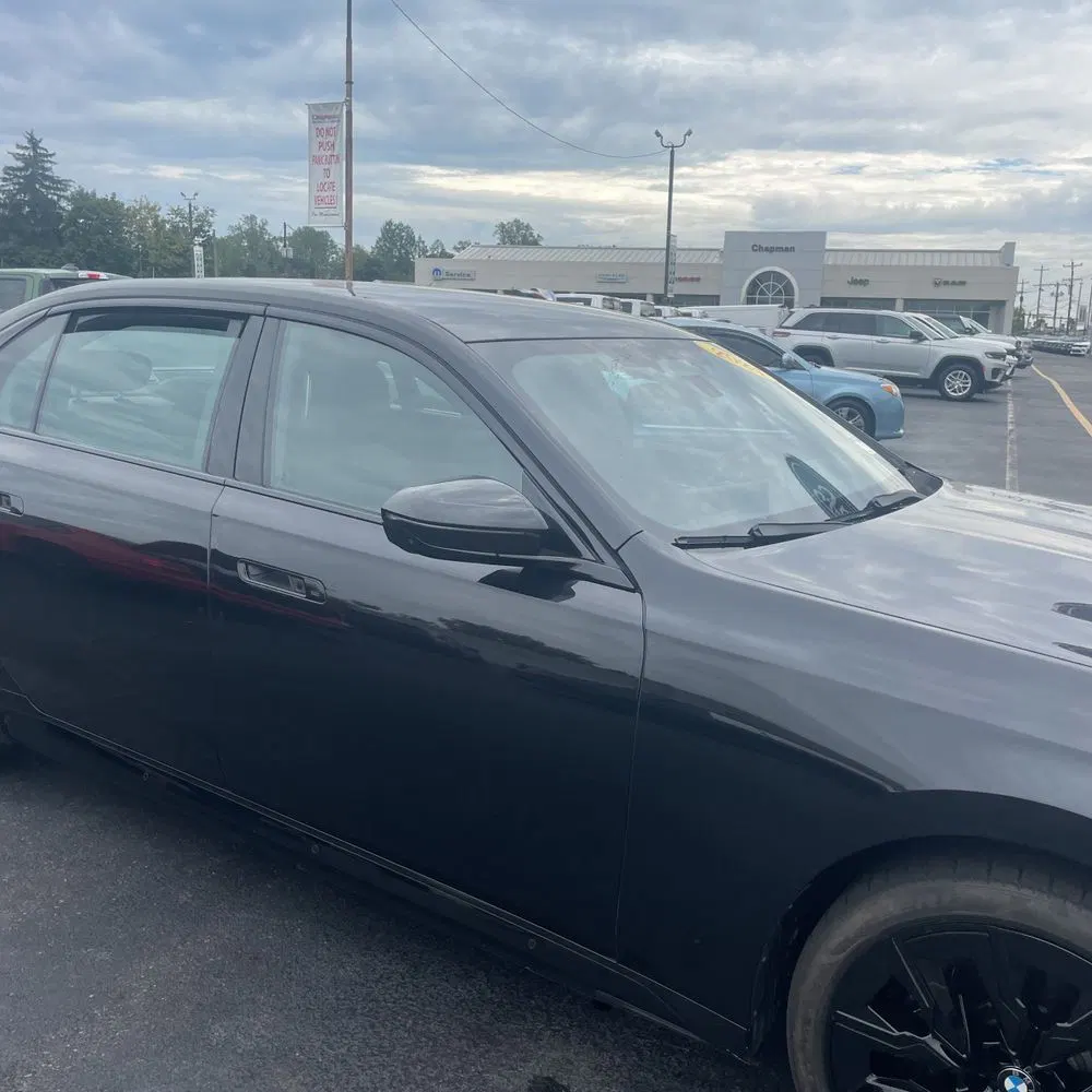 2024 BMW 7-Series 750e xDrive