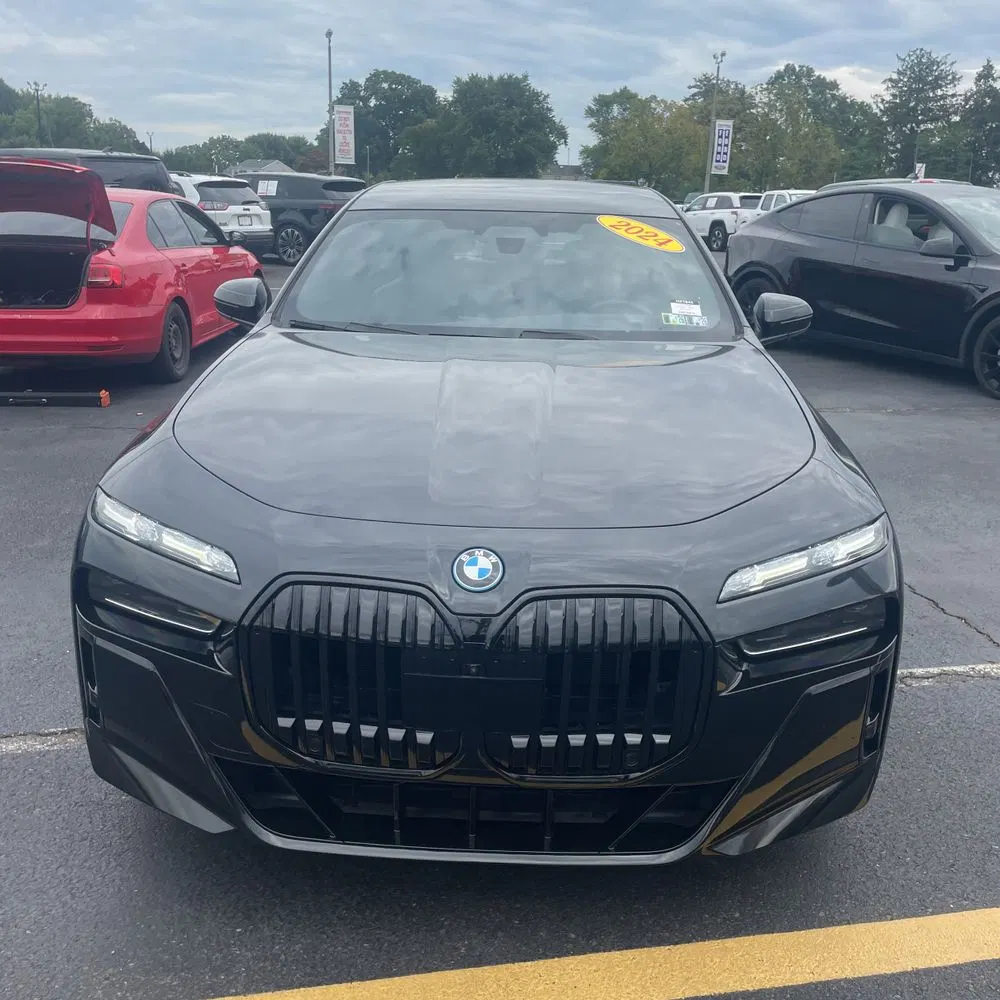 2024 BMW 7-Series 750e xDrive