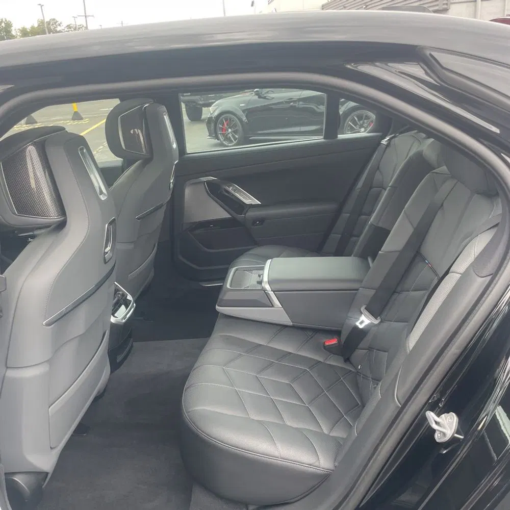 2024 BMW 7-Series 750e xDrive