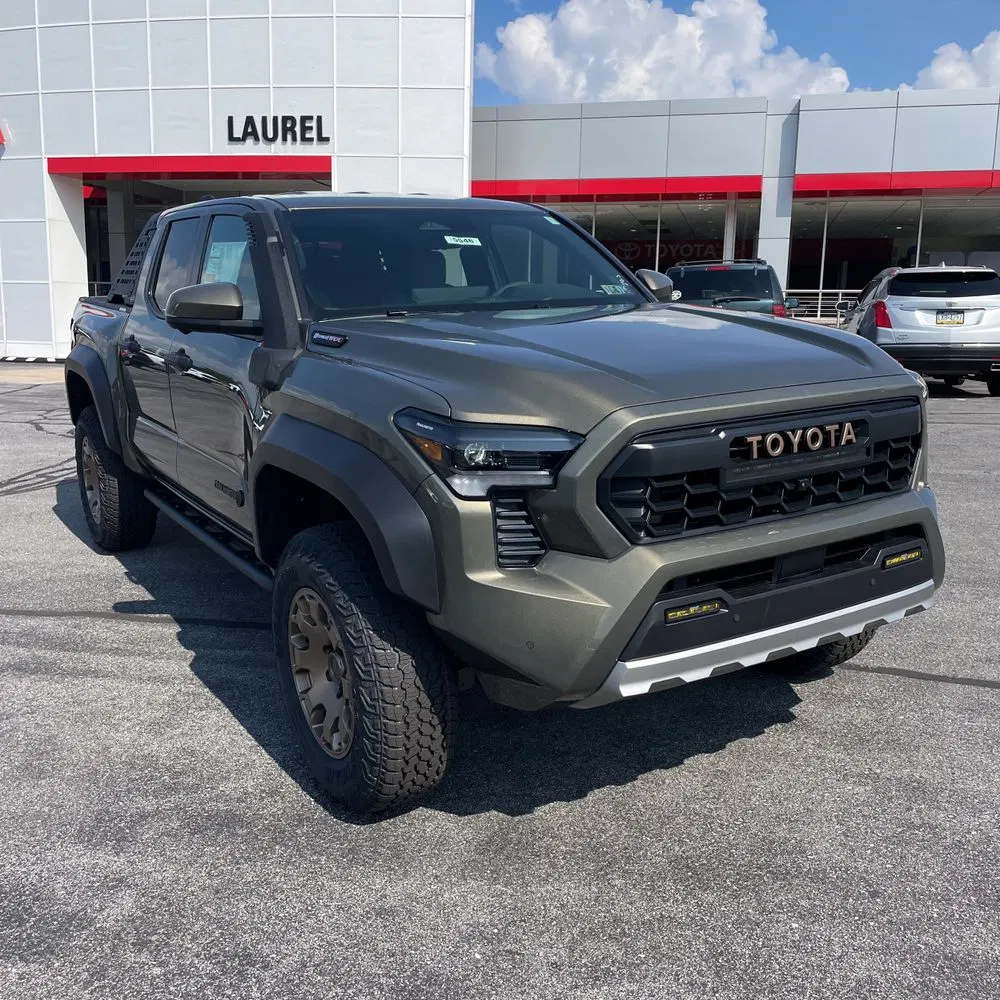 2025 Toyota Tacoma Trailhunter HV