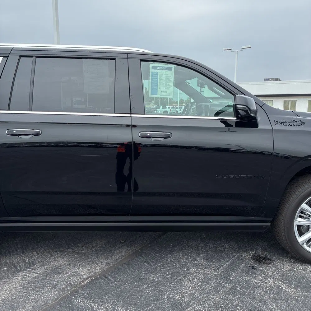 2024 Chevrolet Suburban High Country