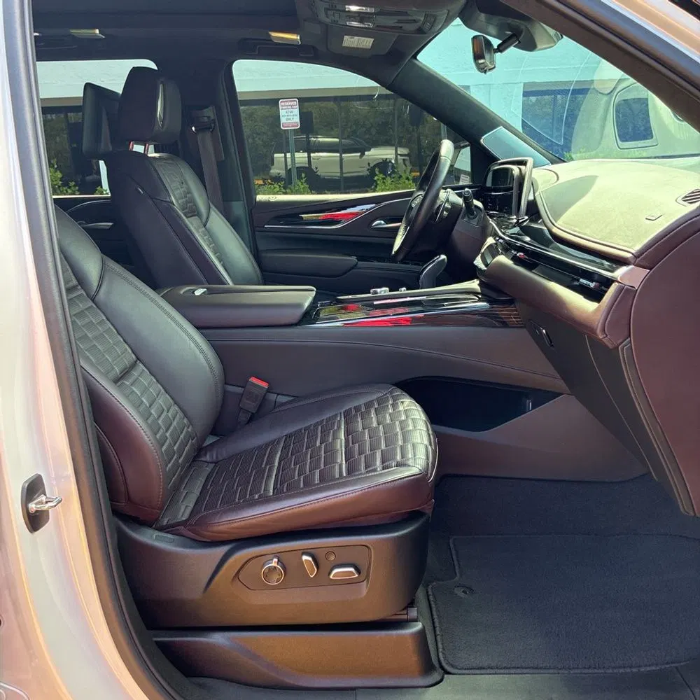 2023 Cadillac Escalade-V Base