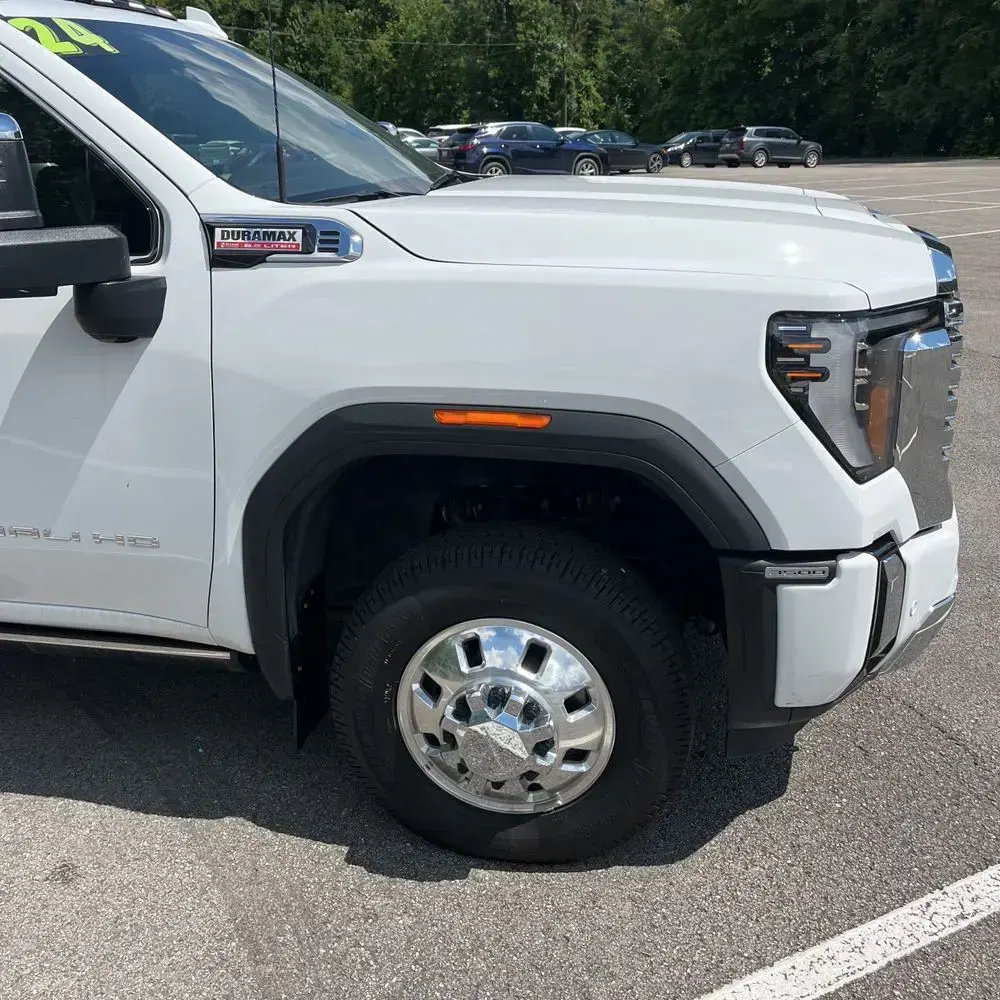 2024 GMC Sierra 3500 Denali