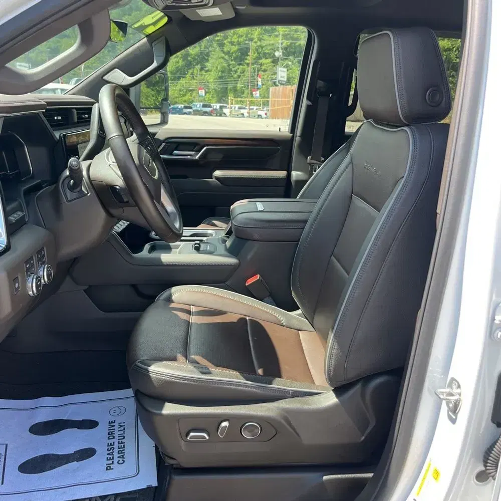 2024 GMC Sierra 3500 Denali