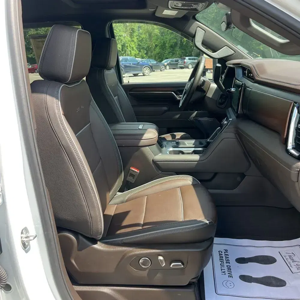 2024 GMC Sierra 3500 Denali