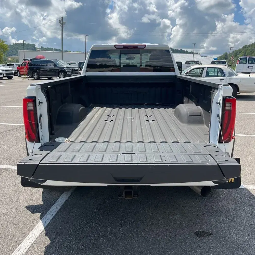 2024 GMC Sierra 3500 Denali